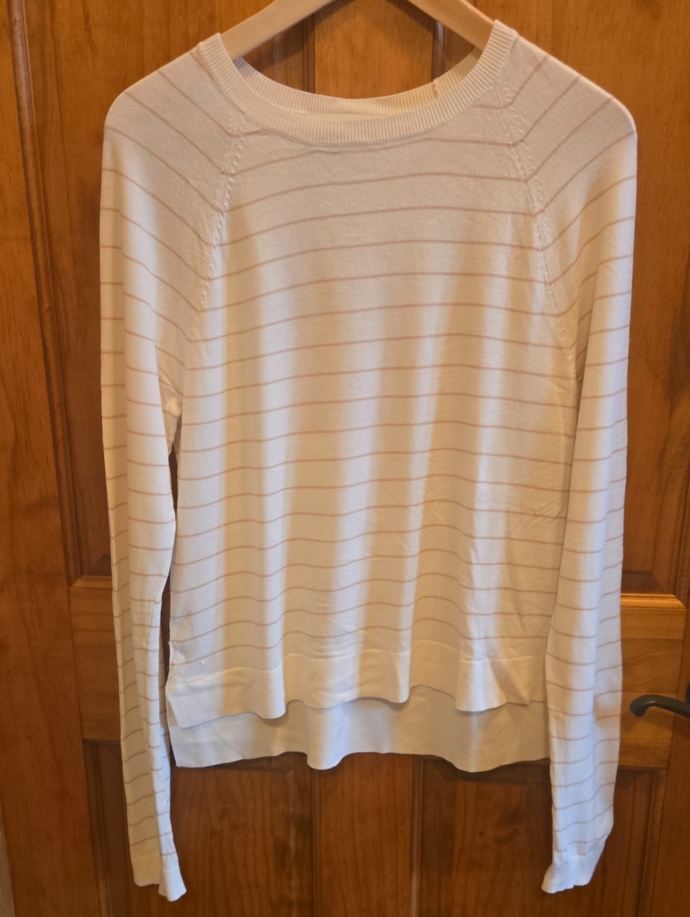 Light Cream Striped Long-Sleeve Women's Light Sweater Loft Size M